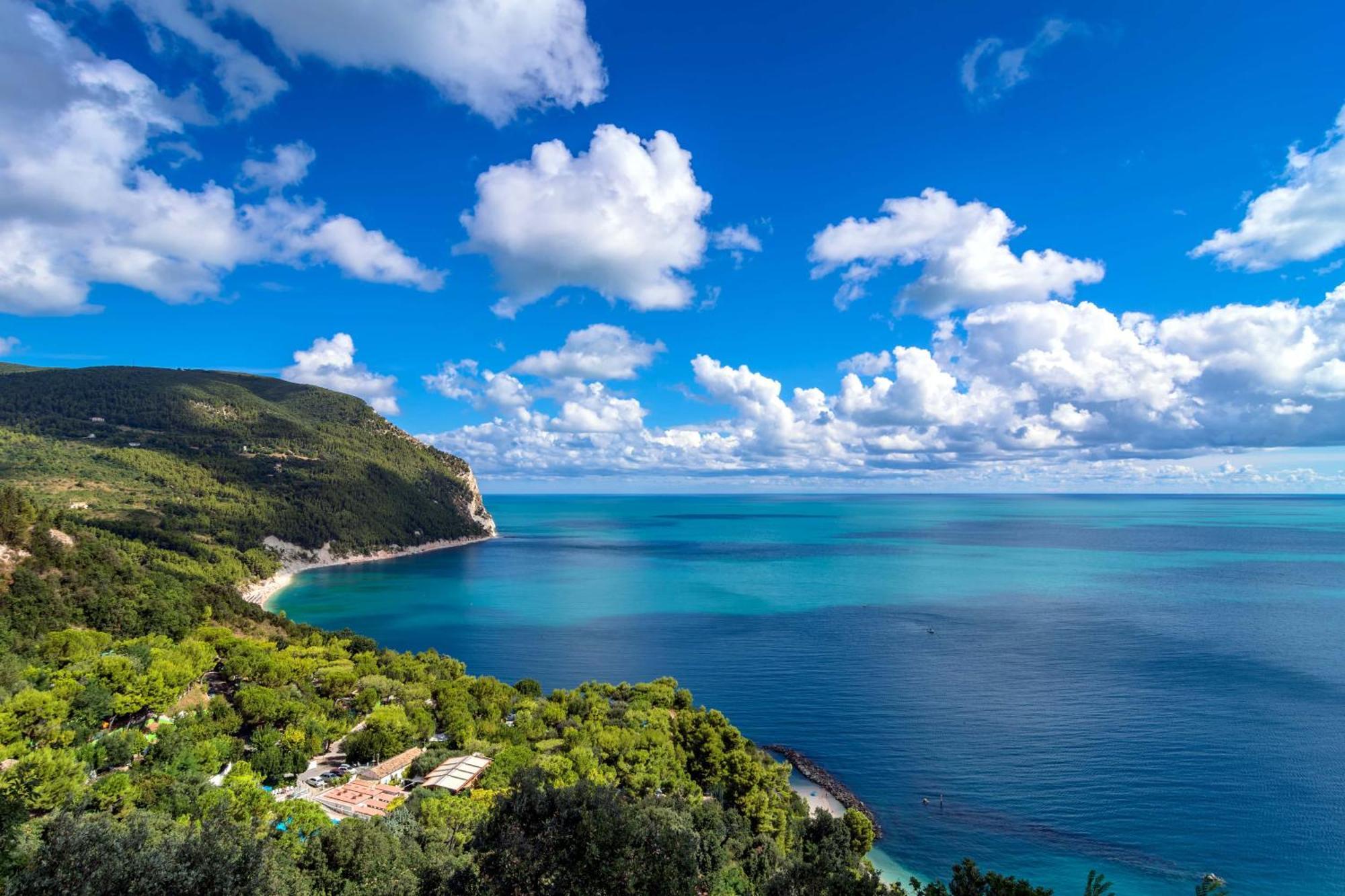 Camping Village Internazionale Sirolo Esterno foto
